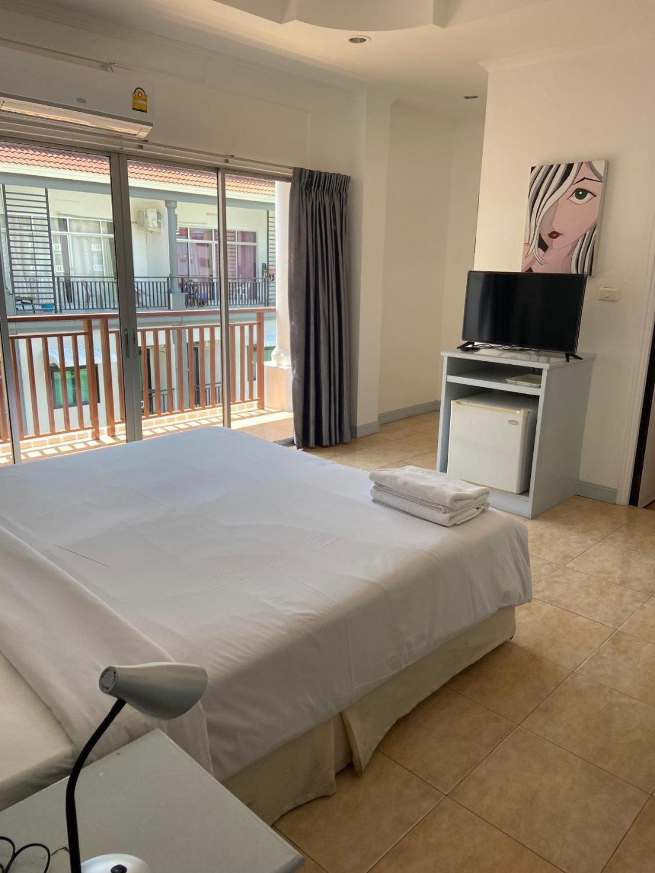 Gorgeous Boutique Room Patong Esterno foto