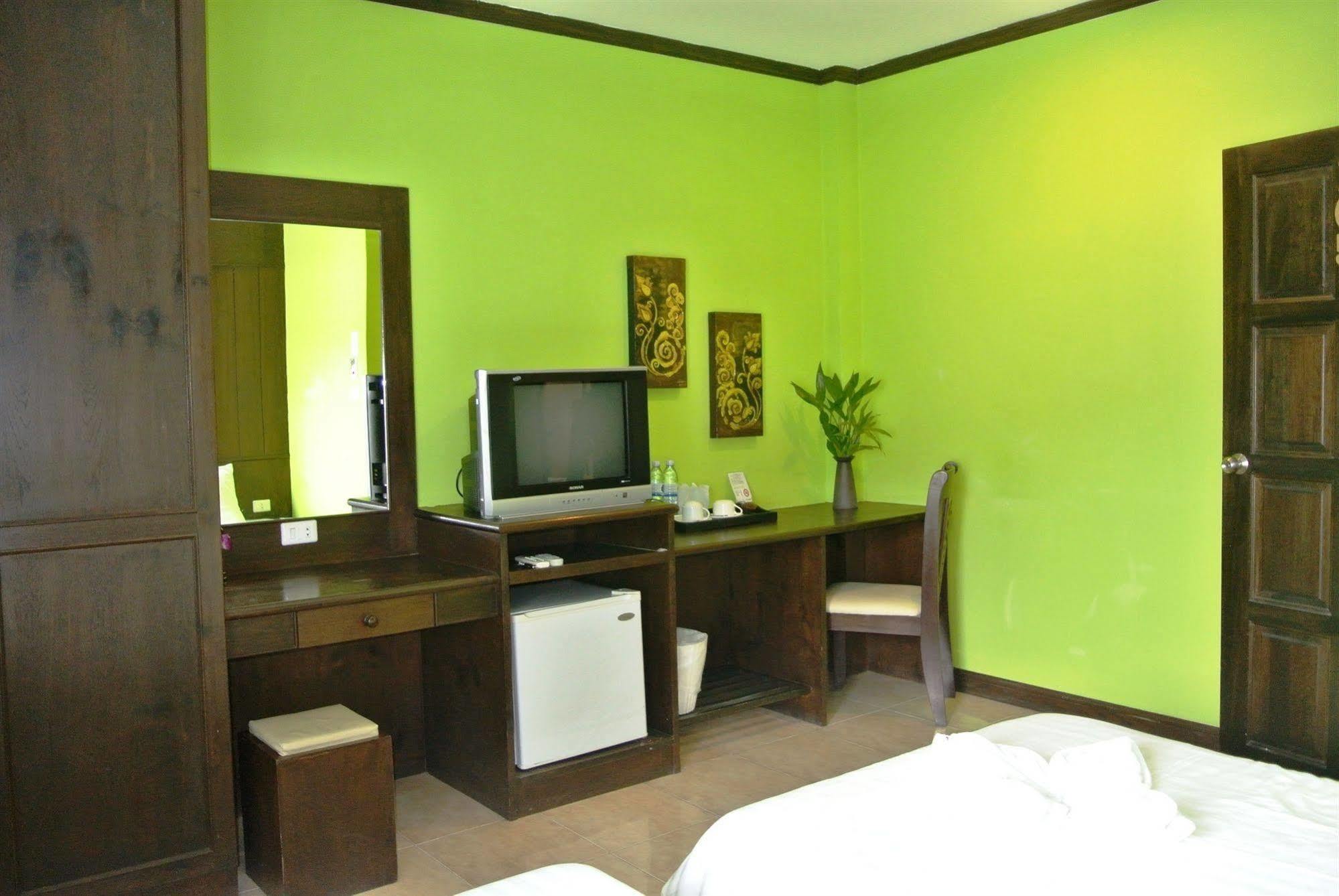 Gorgeous Boutique Room Patong Esterno foto
