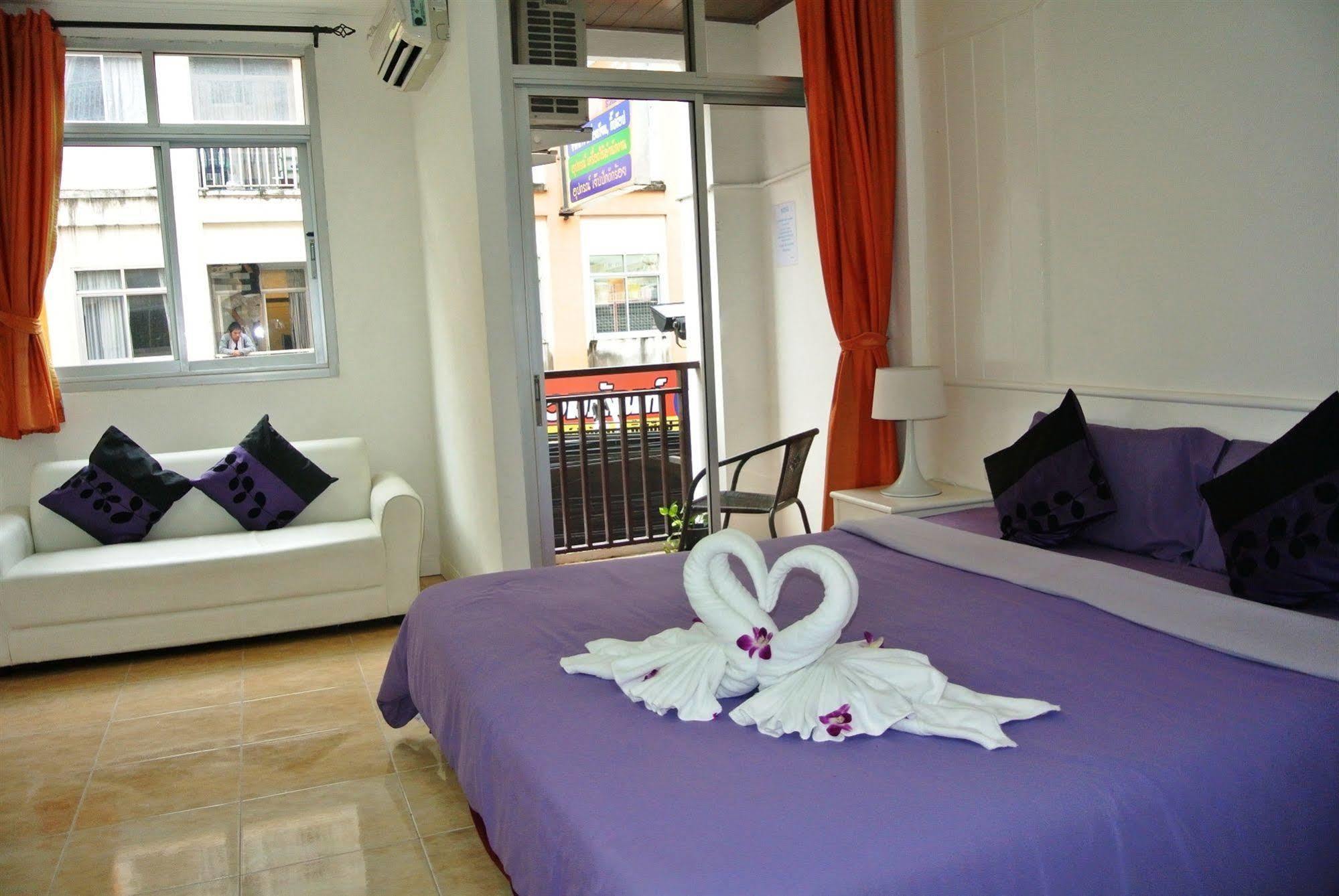 Gorgeous Boutique Room Patong Esterno foto